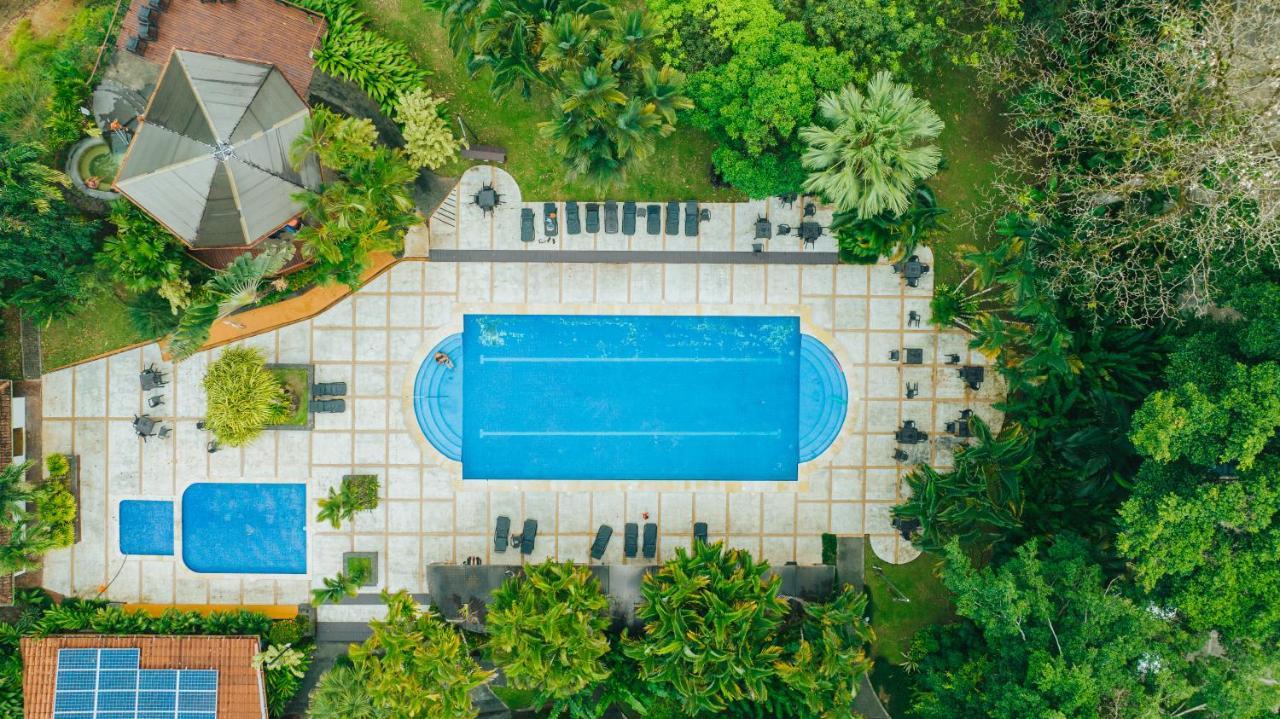 Tilajari Hotel Resort La Fortuna Buitenkant foto