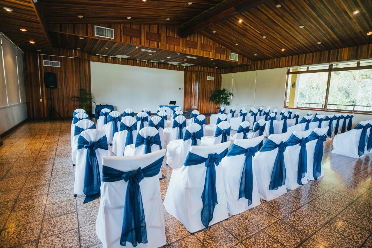 Tilajari Hotel Resort La Fortuna Buitenkant foto